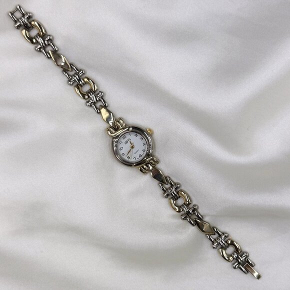 Vintage Ornate 90s Watch Two-Tone Bracelet Watch Dainty Classic Old Money Quartz - Picture 5 of 6